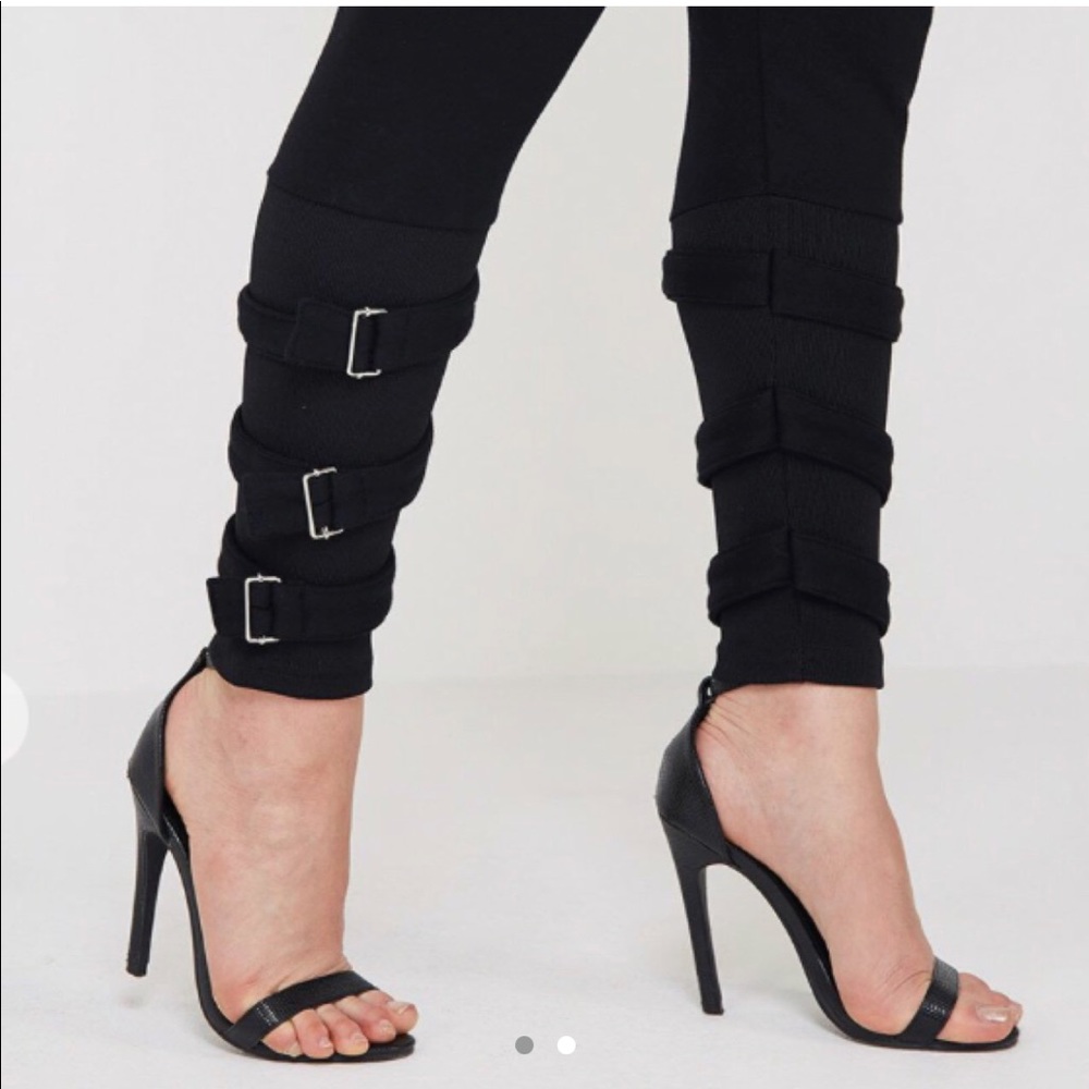 Buckle detail Joggers